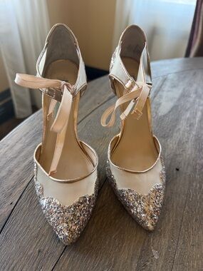 Betsey Johnson Stela Sparkly Glitter Stilettos Heels Pump Shoe 6.5 Bride